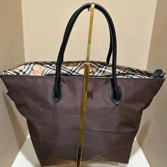Burberry Of London Brown Nova Checked Classic Tote - Picture 3 of 10